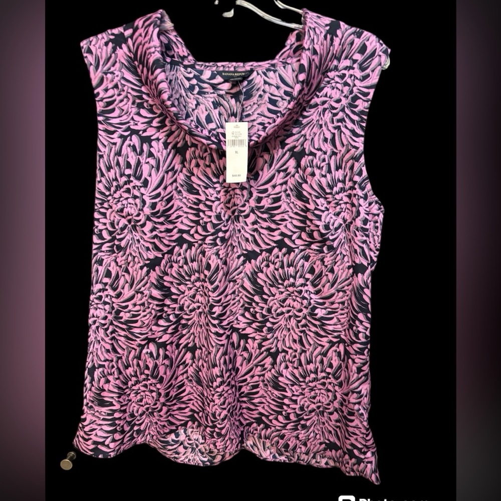 Stunning NWT Banana Republic Size XL Sleeveless Floral Top in Pink and Black